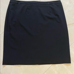 Halogen size 14 pleated and fitted skirt